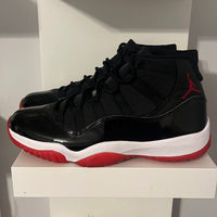 Air Jordan 11 - Bred