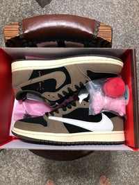 NIKE TRAVIS SCOTT LOW - Mocha