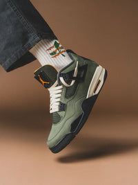 Jordan 4 - Undefeated