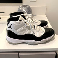 Air Jordan 11 - Concord